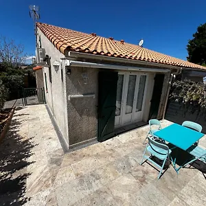  Hébergement de vacances Havre De Paix Aux Portes De La Provence Verte - Hameau Des Pins 101